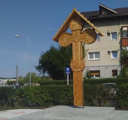 biserica-sf-treime-darste-1troita