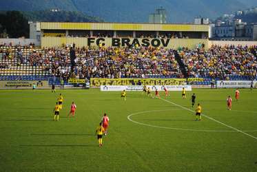 fc-brasov-uta-batrana-doamna-12-1
