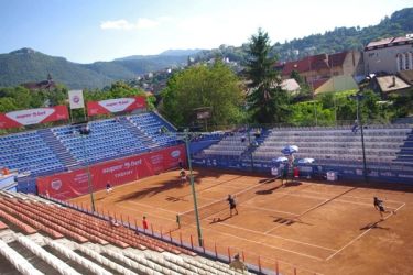 tenis_dinamo_brasov_1467016885