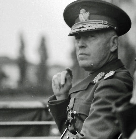 Maresalul-ion-antonescu