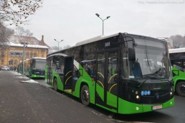 primele-10-autobuze-noi-cumparate-de-ratbv-au-sosit-la-brasov-0