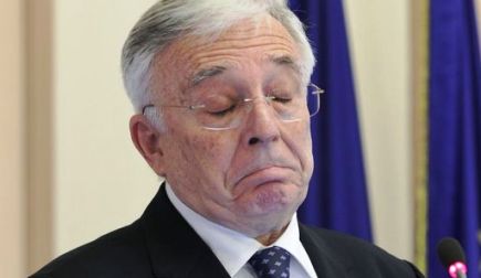 MUGUR ISARESCU strâmb