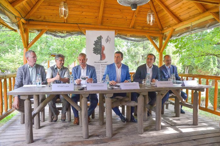 1615a643-4401-49a5-8e31-2cbc688d55af