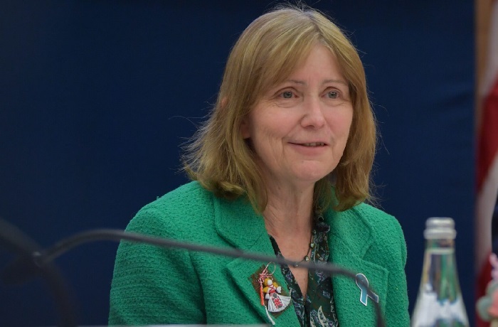 Kathleen Kavalec - Ambasador SUA 1