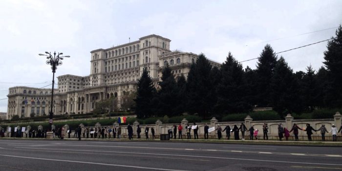 Lanț Uman PARLAMENT