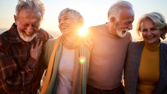 BĂTRÂNEȚEA - BUCURIE