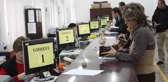 Functionari publici GHIȘEU