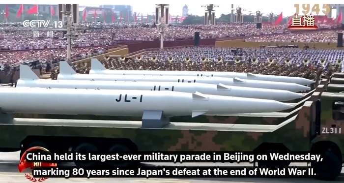 CHINA - ARME PARADA REUTERS