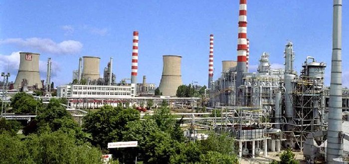 RAFINARIA Petrotel-Lukoil