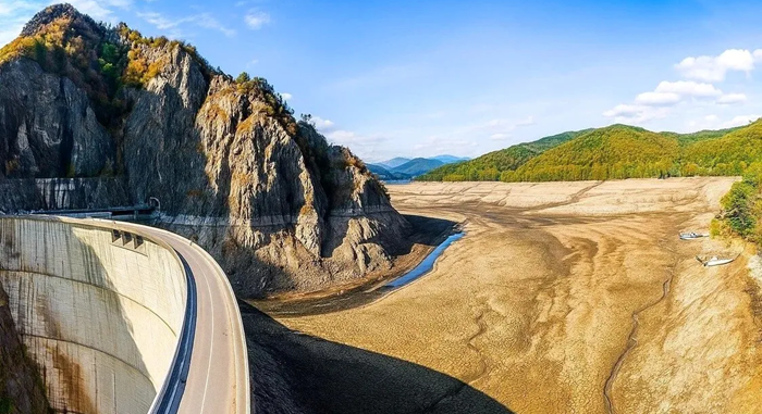 BARAJUL VIDRARU GOLIT m